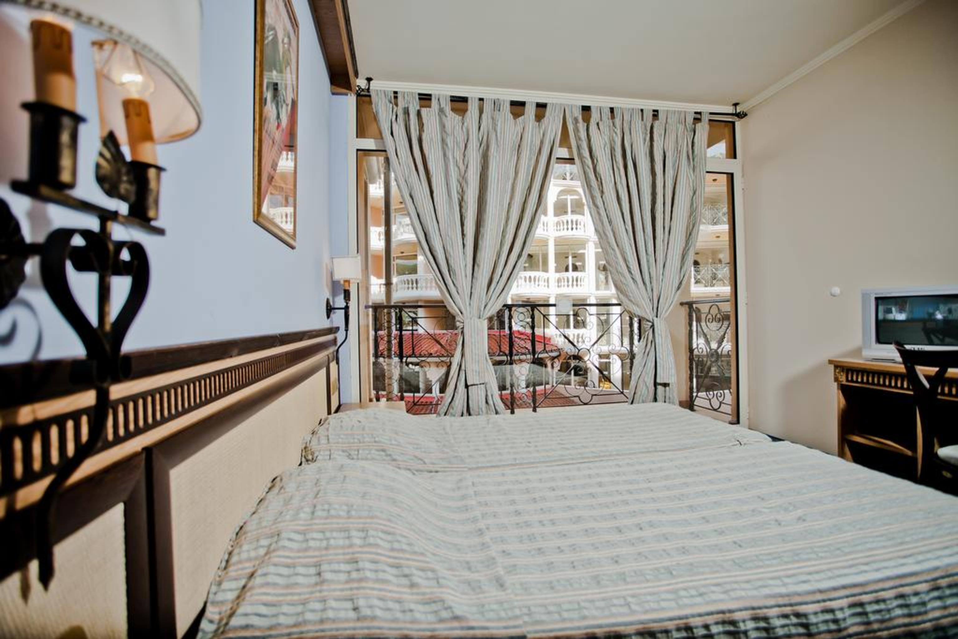 Atrium Beach Hotel Elenite Eksteriør billede