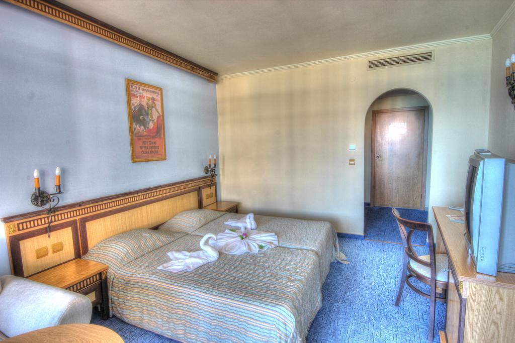 Atrium Beach Hotel Elenite Eksteriør billede