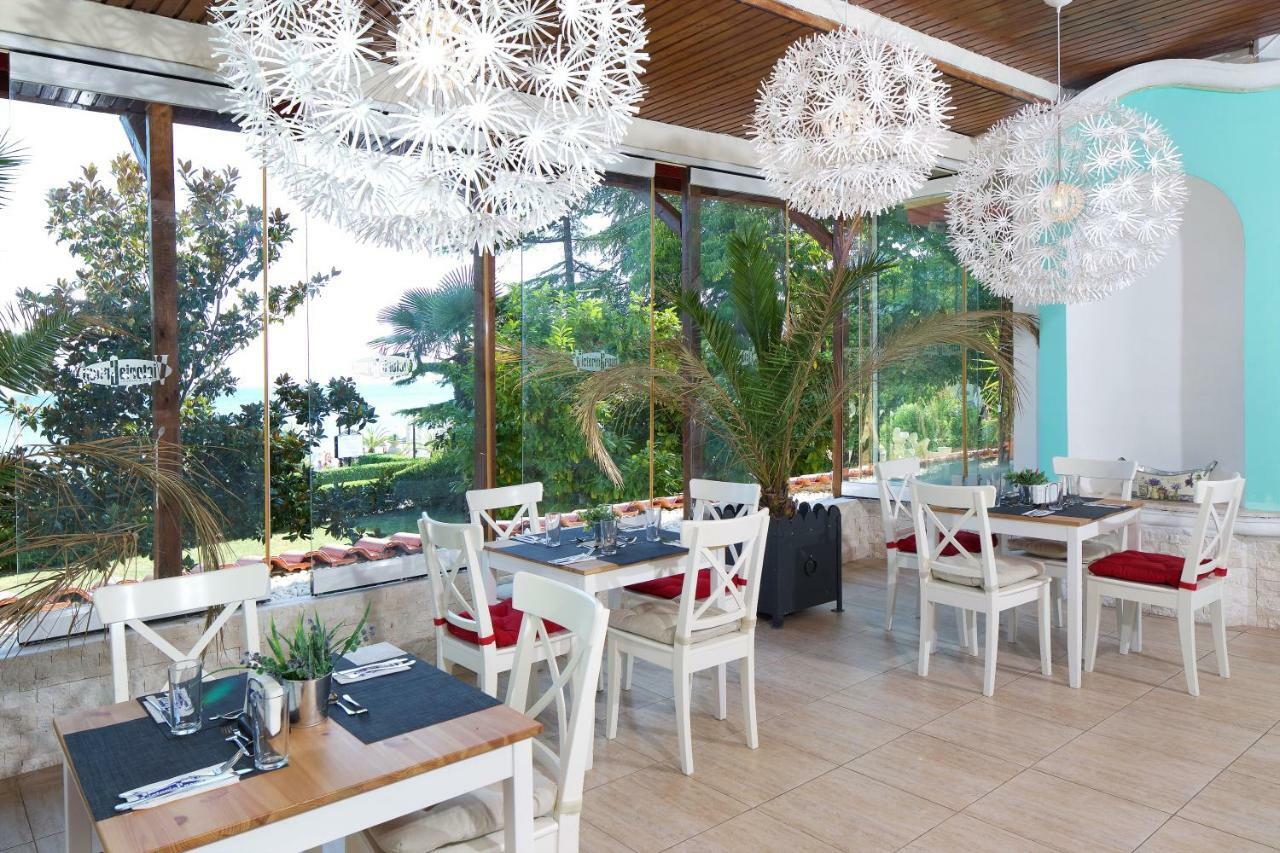 Atrium Beach Hotel Elenite Eksteriør billede